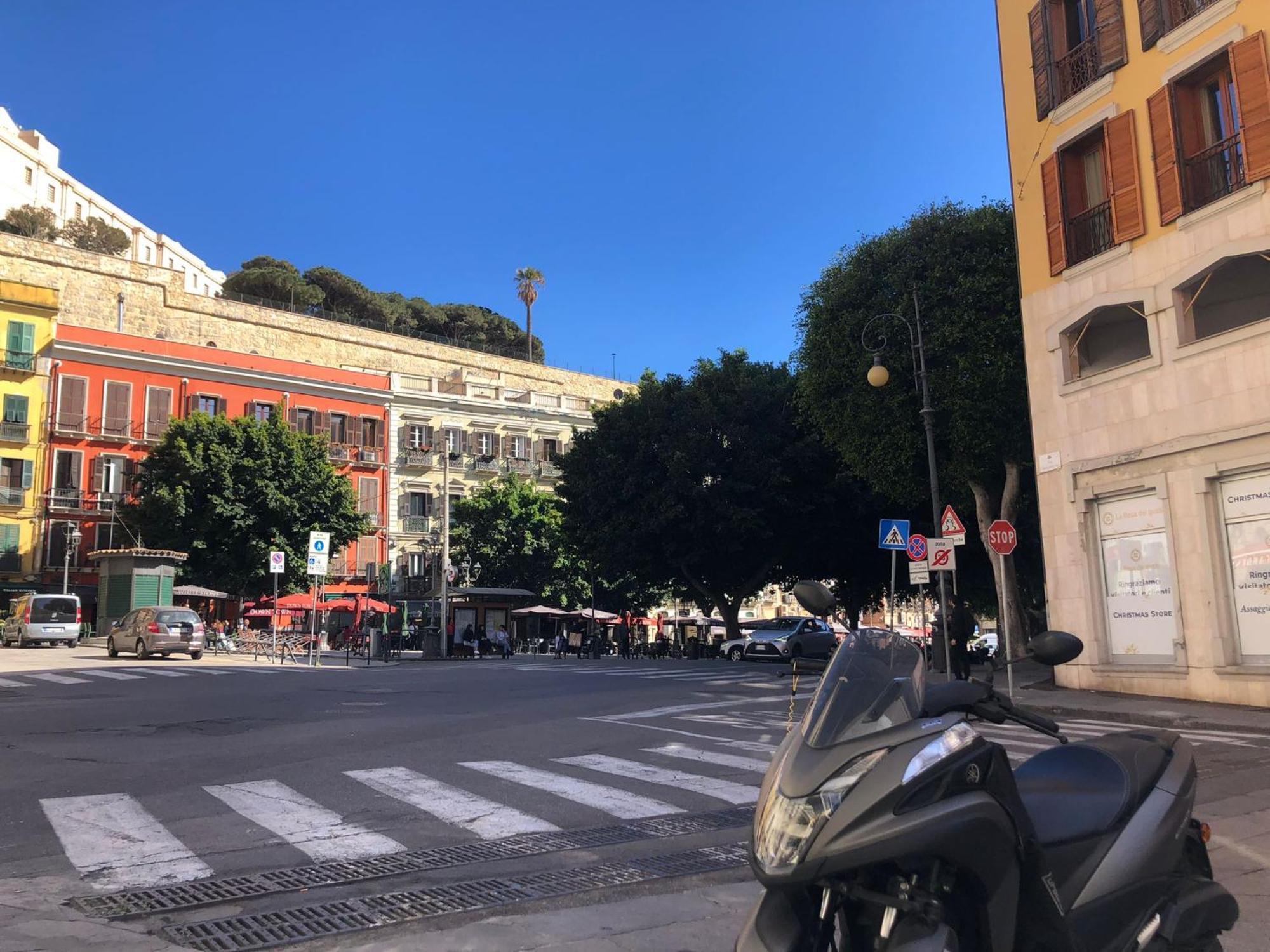 Apartament Lilyum Cagliari Zewnętrze zdjęcie